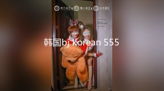 最新流出NTR骚妻性感极品崇黑讨黑BBC女神【爱已婚少妇】私拍②，被黑驴屌花式爆肏3P生猛，国屌已经满足不了了 (5)