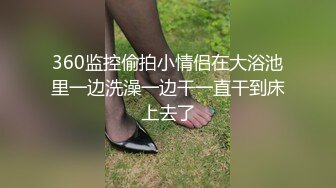  丝袜高跟颜值也不错的小少妇露脸让蒙面大哥啪啪，69交大鸡巴，激情上位抽插释放自己