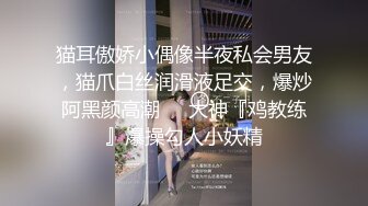 水滴摄像头监控美骚妇在家自慰口水当润滑剂