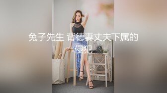 极品姐妹花闺蜜海边度假找大鸡巴小伙解渴啪啪争相吸允享受抽插