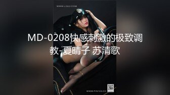   双层屁屁 喜欢主人的鸡吧吗 喜欢 随便想插哪个 快乐无比 能把这两熟女喂饱 估计哥们要升天