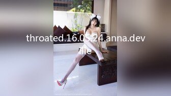 【厕拍精品】游乐场女厕刁钻角度偷拍8位年轻貌美的少妇各种美鲍 (6)