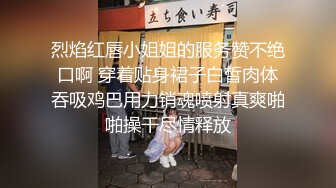 炸裂流出，推特大波乳钉露出癖绿帽人妻【奸妇】订阅福利，户外露出约单身猛男3P无套内射 (3)