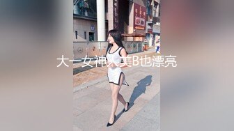 Onlyfans 反差女神 22岁极品网红【tttyphoonnn】 福利啪啪合集 海边度假，别墅沙