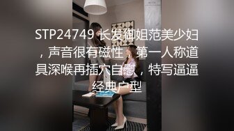   简陋合租房偷拍一位因高考就近租房复习的女同学洗澡 两个奶子活蹦乱跳的