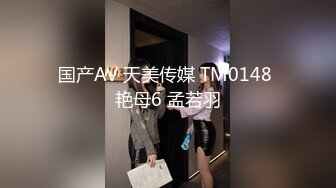 在打游戏时女友给我口交,打完游戏使劲操她