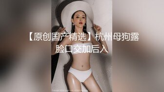  大奶美眉 抱着M字腿被大鸡吧无套输出 白虎粉穴 射了一奶子