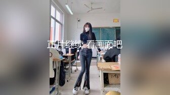 贫乳少妇 舒不舒服 逼逼都红了 在集体宿舍深喉吃鸡 上位骑乘疯狂打桩 被小伙无套输出 操的逼都红了